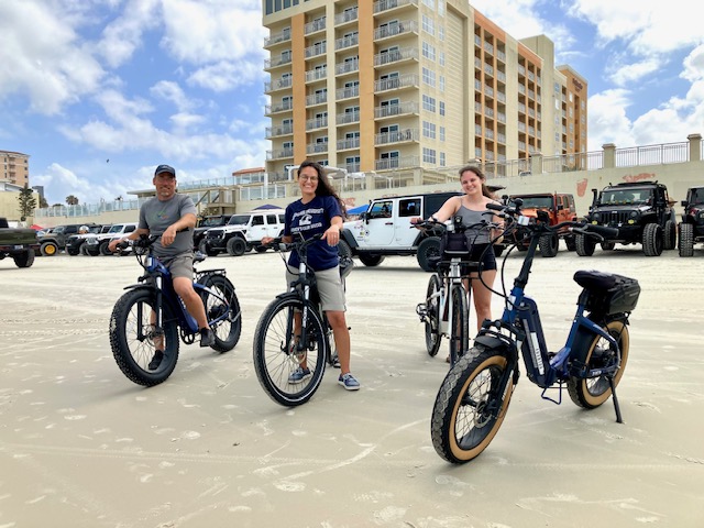 John. Rachel. Saraya on Rentals 2024 Jeep Beach